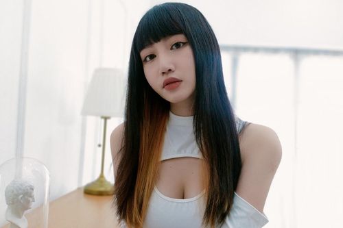 Đằng sau sự đổ vỡ của ca sĩ Việt và công ty quản lý