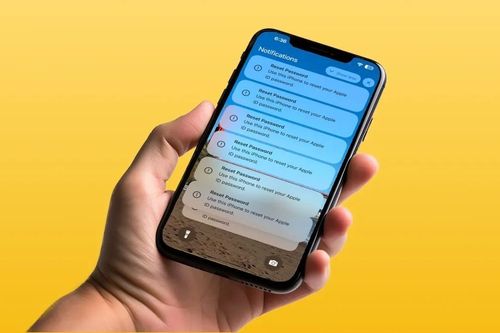 Người dùng iPhone bị tấn công bằng hình thức 'dội bom' thông báo