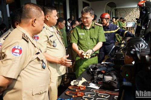 Chia sẻ kinh nghiệm trong công tác phòng cháy chữa cháy, cứu nạn cứu hộ của ba nước Campuchia-Lào-Việt Nam