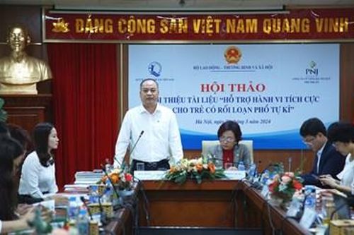 Hội thảo giới thiệu tài liệu 'Hỗ trợ hành vi tích cực cho trẻ có rối loạn phổ tự kỷ'