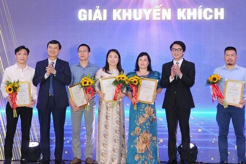 Báo Thế giới & Việt Nam đoạt giải báo chí 'Hải Dương khát vọng, phát triển'