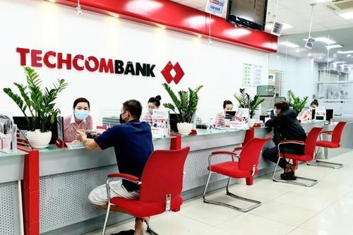 Chứng khoán 28/3: Nhà đầu tư tranh mua Techcombank