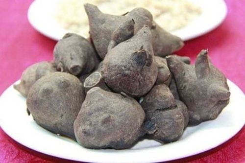 4 người nhập viện sau bữa rượu