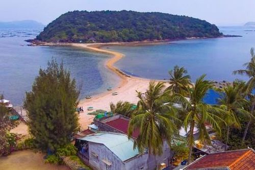 Khám phá cung đường chìm nổi theo thủy triều ở Phú Yên