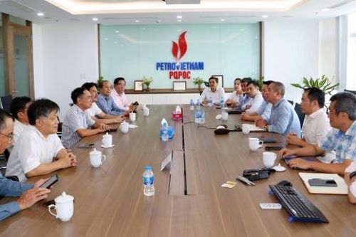 Đoàn công tác Hội DKVN làm việc với PQPOC, BIENDONG POC