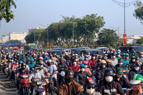 TP.HCM: Tiêu thụ điện tăng kỷ lục