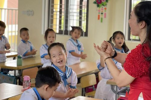 'Chúng tôi ám ảnh với loạt khoản thu mang danh 'tự nguyện'