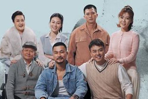 'Người một nhà' tập 1: Anh em sinh đôi Trí - Tuệ đoàn tụ sau 10 năm xa cách