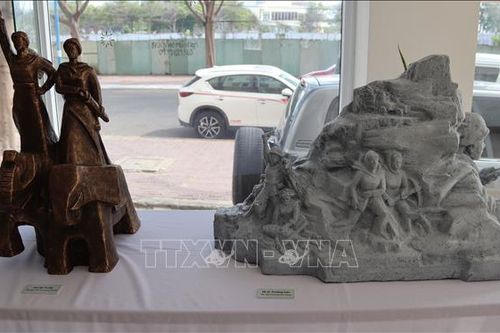 Sáng tạo mỹ thuật về đề tài Lực lượng vũ trang, chiến tranh cách mạng