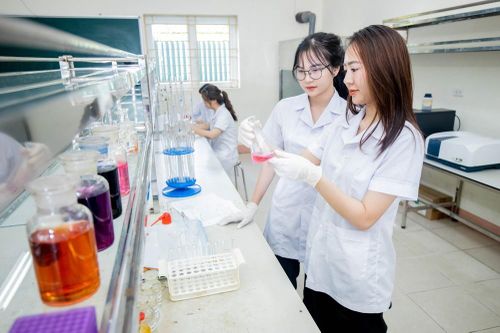Trường Đại học Đại Nam công bố 07 chương trình học bổng mới 'cực hấp dẫn' dành cho tân sinh viên