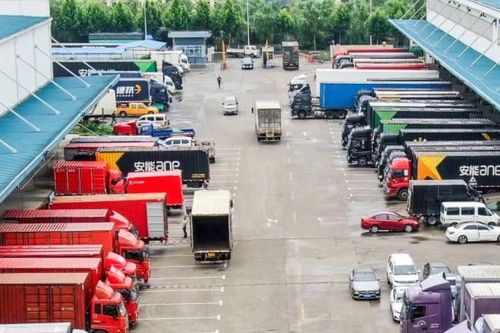 Hàng hóa Trung Quốc 'dồn dập' biên giới Việt Nam