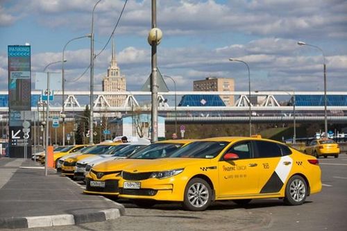 Hãng taxi công nghệ Nga miễn phí dịch vụ trong các trường hợp khẩn cấp