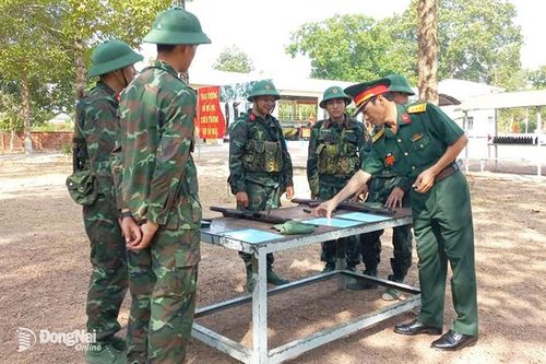 Huấn luyện bắn bia số 4 đạt yêu cầu, an toàn tuyệt đối