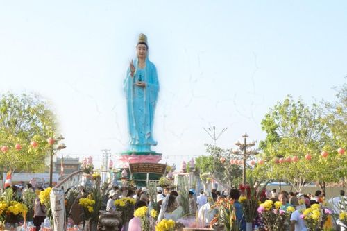 Lễ vía Đức Bồ-tát Quán Thế Âm tại Quán Âm Phật Đài - TP.Bạc Liêu