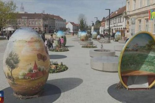 Những quả trứng phục sinh khổng lồ độc đáo ở Croatia