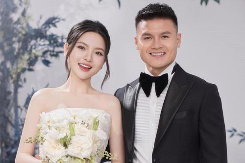 Đám cưới Quang Hải: 'Hoa hậu vỉa hè' làm MC, dân mạng xôn xao cỗ thiếu thịt gà