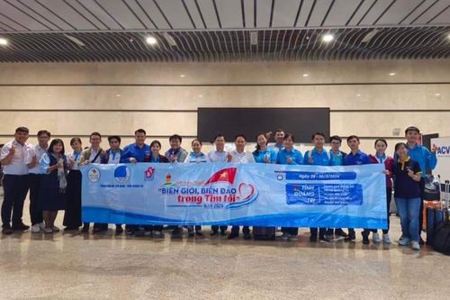 Thanh niên thành phố Hồ Chí Minh triển khai chương trình 'Biên giới, hải đảo trong tim tôi'