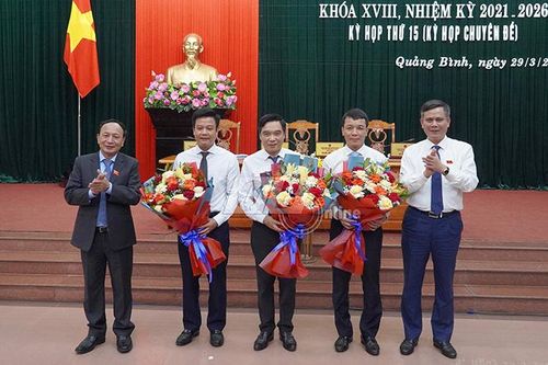Chánh Văn phòng và 2 Giám đốc Sở trúng cử chức danh Ủy viên UBND tỉnh