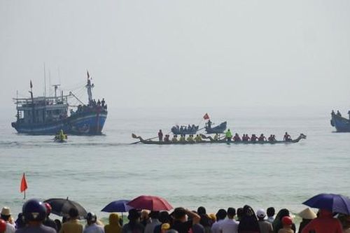 Ngư dân Quảng Trị ra quân khai thác cá vụ Nam