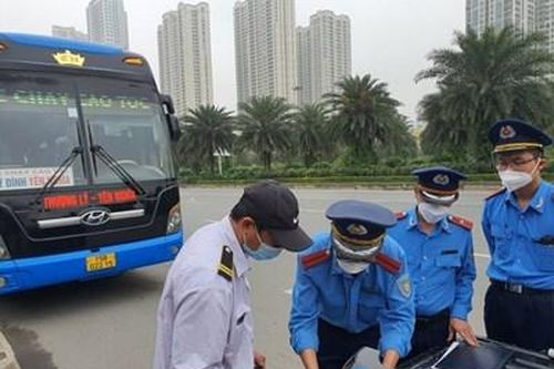 Hà Nội: Đề nghị không cấp đổi giấy phép lái xe nếu chưa nộp phạt xong