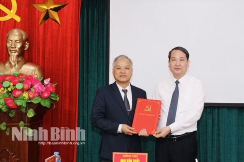 Ông Hoàng Văn Sô giữ chức Phó Chủ nhiệm Ủy ban Kiểm tra Tỉnh ủy Ninh Bình