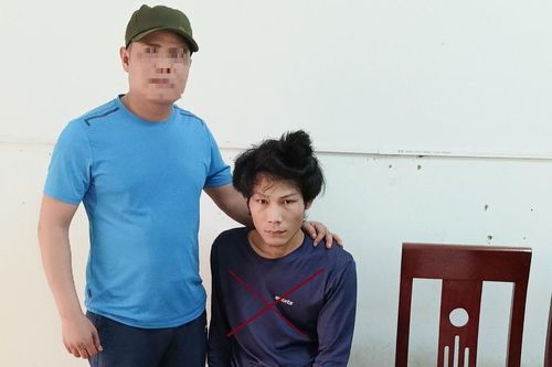 Bắt giữ đối tượng mua bán ma túy trang bị 'hàng nóng'