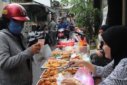 Khám phá khu chợ hoạt động vào lễ Ramadan của người đạo Hồi giữa lòng TPHCM