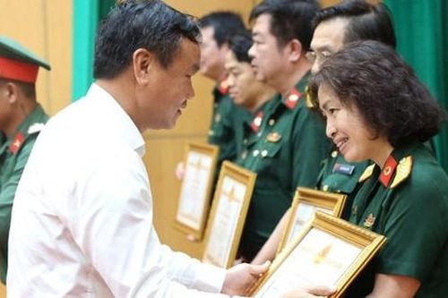 Tiền Phong Marathon 2024 đồng hành cùng hoạt động an sinh xã hội: Tô thắm truyền thống tốt đẹp của dân tộc