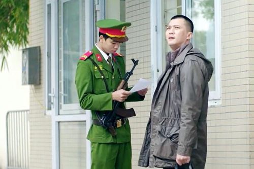 'Người một nhà' tập 2: Kẻ thù của Trí ra tù