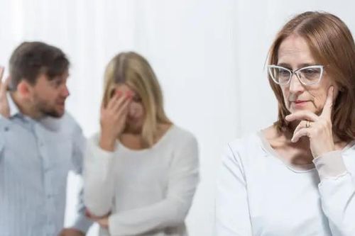 Chàng rể nghèo nhưng sĩ diện hão, cả nhà vợ phải nín nhịn