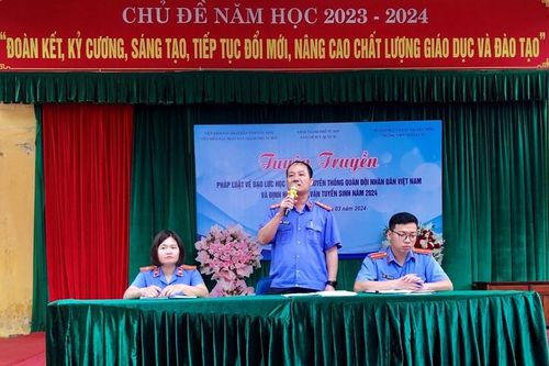 VKSND TP Từ Sơn tuyên truyền pháp luật về bạo lực học đường cho gần 2000 học sinh