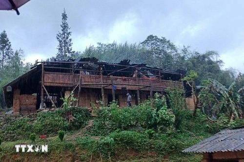 Lào Cai: Mưa đá và gió lốc khiến 1 người bị thương, nhiều tài sản bị hư hại