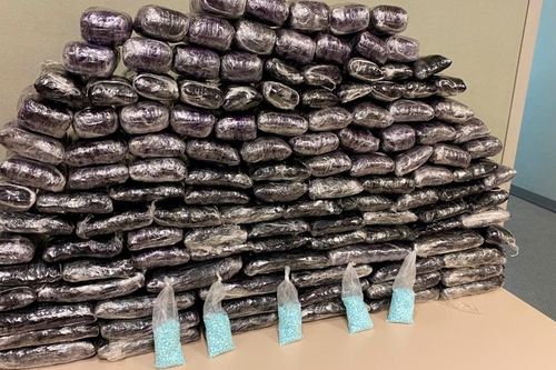 Mexico: Thu giữ 100 tấn tiền chất sản xuất fentanyl