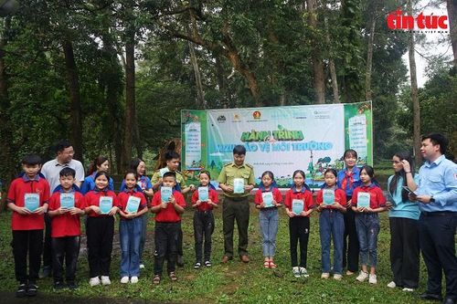 Nuôi dưỡng nhận thức cho thế hệ trẻ về bảo vệ môi trường