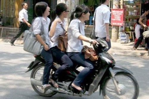 Cần trang bị kỹ năng lái xe an toàn cho học sinh