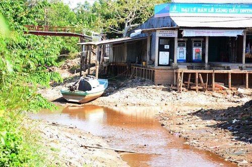 Cà Mau: Thiếu nước sạch ảnh hưởng nghiêm trọng đến đời sống người dân
