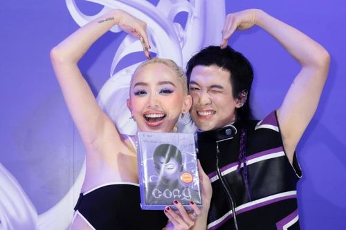 Kiếp nạn của Mew Amazing: Bị Tóc Tiên đòi demo từ ngày này sang tháng nọ