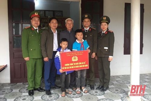 Lúc dân cần, lúc dân khó, có công an xã