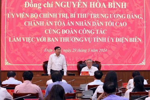 Chánh án Tòa án Nhân dân tối cao Nguyễn Hòa Bình làm việc với Ban Thường vụ Tỉnh ủy