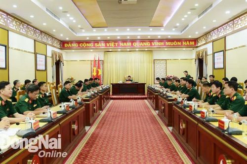 Đại tá Phan Quốc Việt giữ chức Chỉ huy trưởng Bộ Chỉ huy quân sự tỉnh