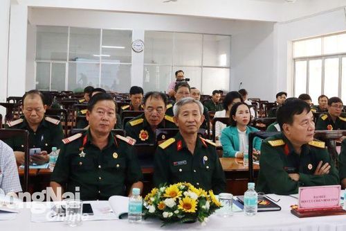 Tiếp tục đẩy mạnh thi đua cựu chiến binh gương mẫu