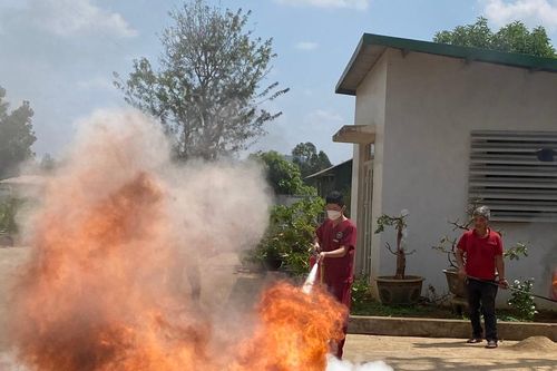 Bệnh viện Mắt Cao Nguyên huấn luyện nghiệp vụ phòng cháy, chữa cháy