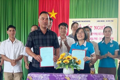 Hội Liên hiệp Phụ nữ huyện Chư Păh kết nghĩa với làng Hreng