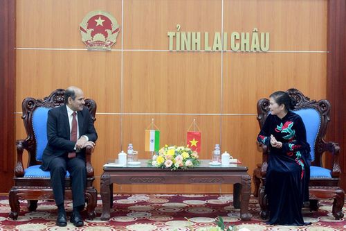 Bí thư Tỉnh ủy Lai Châu tiếp xã giao Đại sứ quán Ấn Độ tại Việt Nam