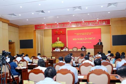 Khai mạc Hội nghị Ban Chấp hành Đảng bộ tỉnh lần thứ 17