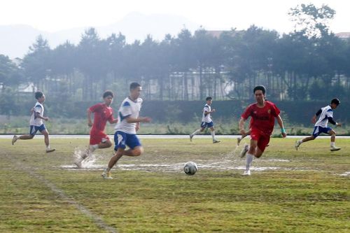 6 đội tham dự Giải Bóng đá khối trung học phổ thông năm 2024