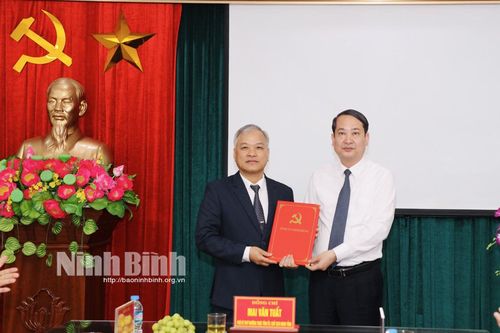 Công bố Quyết định của Ban Bí thư Trung ương Đảng về công tác cán bộ