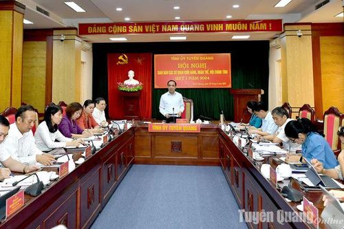 Thường trực Tỉnh ủy giao ban với khối Đảng, đoàn thể, nội chính