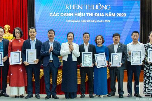 Công ty CP Thương mại Thái Hưng: Phấn đấu tổng doanh thu đạt 30.000 tỷ đồng