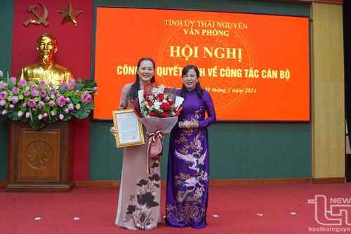 Văn phòng Tỉnh ủy: Tiếp nhận cán bộ công an biệt phái đến công tác